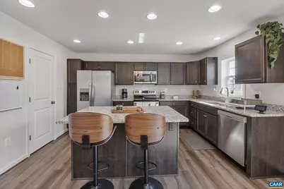 124 Shady Ct, Waynesboro, VA 22980 - Photo 8