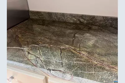 17 N Washington St, Staunton, VA 24401 - Photo 36