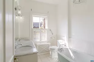 17 N Washington St, Staunton, VA 24401 - Photo 22