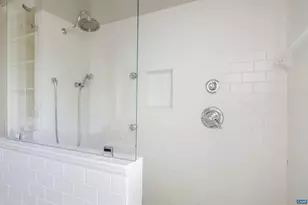 17 N Washington St, Staunton, VA 24401 - Photo 18