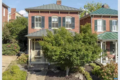 17 N Washington St, Staunton, VA 24401 - Photo 2