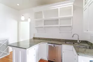 17 N Washington St, Staunton, VA 24401 - Photo 46