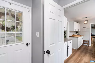 205 Yount Ave, Staunton, VA 24401 - Photo 6