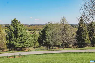 320 Carrsbrook Dr, Staunton, VA 24401 - Photo 32