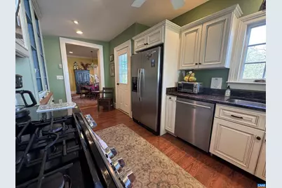 241 Churchville Ave, Staunton, VA 24401 - Photo 14