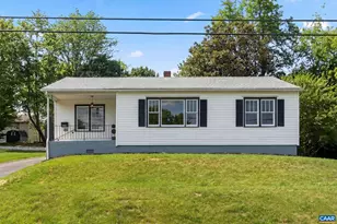 720 Cherry Hill Dr, Staunton, VA 24401 - Photo 2