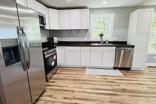 427 Montgomery Ave, Staunton, VA 24401 - Photo 12