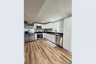 427 Montgomery Ave, Staunton, VA 24401 - Photo 14