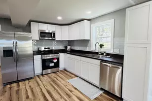 427 Montgomery Ave, Staunton, VA 24401 - Photo 14