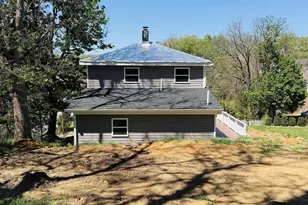 427 Montgomery Ave, Staunton, VA 24401 - Photo 4