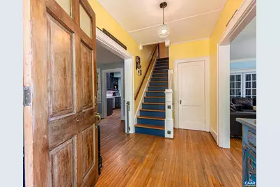 908 Woodrow Ave, Waynesboro, VA 22980 - Photo 4