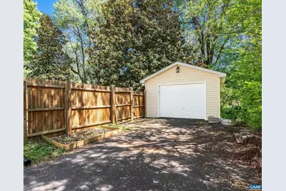908 Woodrow Ave, Waynesboro, VA 22980 - Photo 34