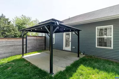 241 Vine St, Waynesboro, VA 22980 - Photo 6