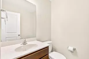 100 Vine St, Waynesboro, VA 22980 - Photo 6