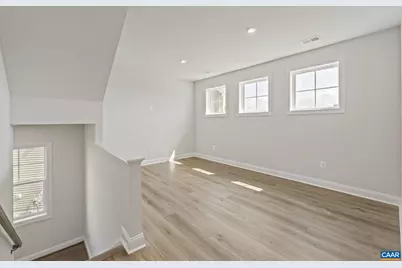 305 Sunbird Ln, Waynesboro, VA 22980 - Photo 32