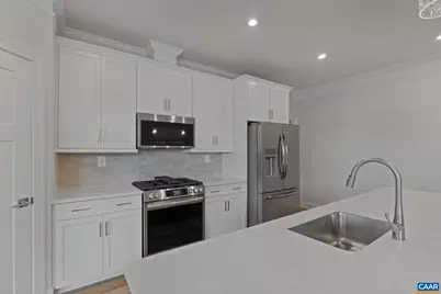 132 Springdale Rd, Waynesboro, VA 22980 - Photo 10