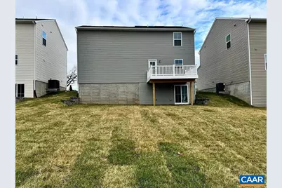 128 Walsh Ln, Waynesboro, VA 22980 - Photo 8