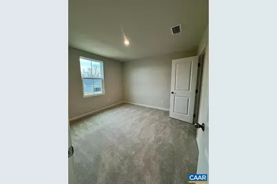 128 Walsh Ln, Waynesboro, VA 22980 - Photo 10