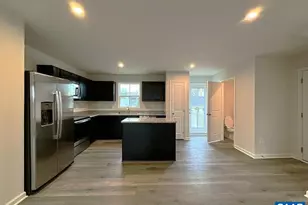 128 Walsh Ln, Waynesboro, VA 22980 - Photo 2