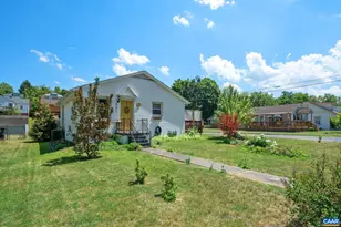 201 Park Blvd, Staunton, VA 24401 - Photo 2