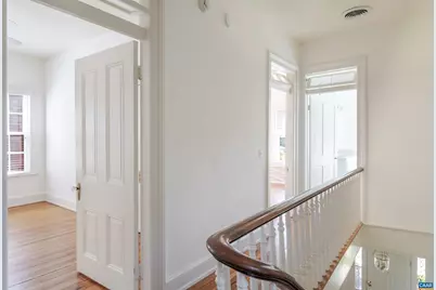 17 N Washington St, Staunton, VA 24401 - Photo 16