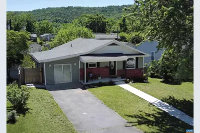 604 Market St, Waynesboro, VA 22980 - Photo 1