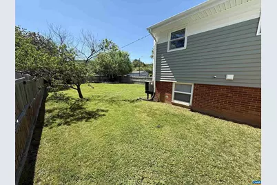 604 Market St, Waynesboro, VA 22980 - Photo 42