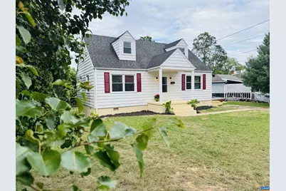 1607 Skymont Cr, Staunton, VA 24401 - Photo 1