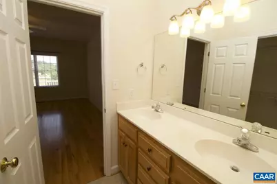 121 Bryant Dr, Waynesboro, VA 22980 - Photo 10