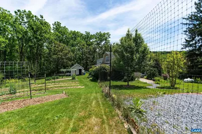 542 Buttermilk Spring, Staunton, VA 24401 - Photo 4