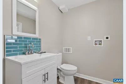 629 Baptist St, Staunton, VA 24401 - Photo 18