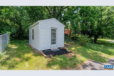 629 Baptist St, Staunton, VA 24401 - Photo 38