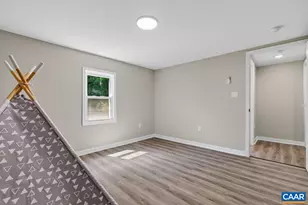629 Baptist St, Staunton, VA 24401 - Photo 28