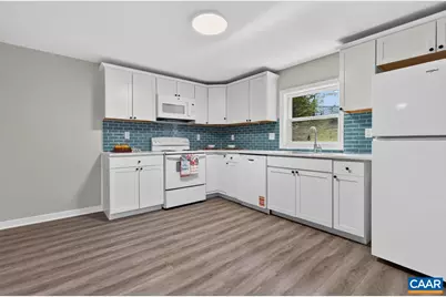 629 Baptist St, Staunton, VA 24401 - Photo 14
