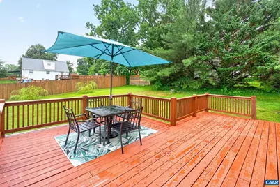 304 Grove Ave, Waynesboro, VA 22980 - Photo 12