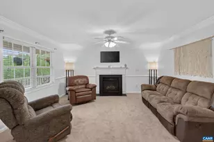 304 Grove Ave, Waynesboro, VA 22980 - Photo 4