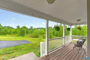 304 Grove Ave, Waynesboro, VA 22980 - Photo 2