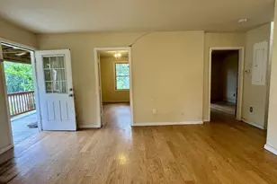 1924 E Main St, Waynesboro, VA 22980 - Photo 10