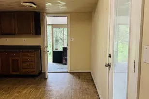 1924 E Main St, Waynesboro, VA 22980 - Photo 24