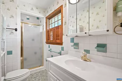 1393 Pleasant View St, Staunton, VA 24401 - Photo 22