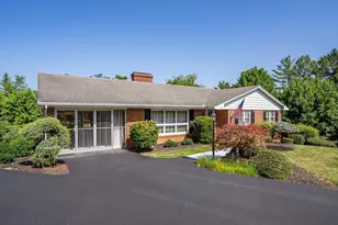 1393 Pleasant View St, Staunton, VA 24401 - Photo 32
