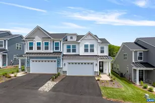 138 Springdale Rd, Waynesboro, VA 22980 - Photo 2