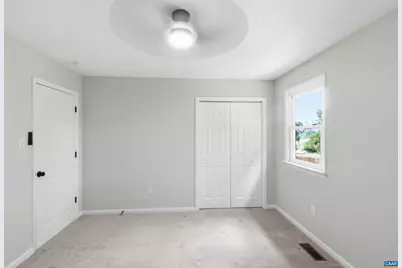416 Woodland Cir, Waynesboro, VA 22980 - Photo 10