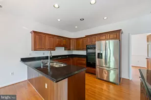 370 S River Landing Rd, Edgewater, MD 21037 - Photo 18