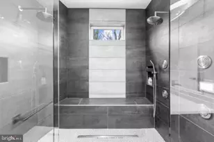 308 Cockey Dr, Pasadena, MD 21122 - Photo 10