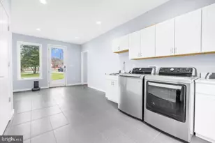 308 Cockey Dr, Pasadena, MD 21122 - Photo 6