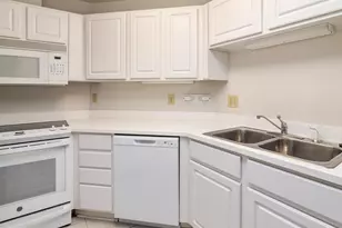 7101 Bay Front Dr, Annapolis, MD 21403 - Photo 8