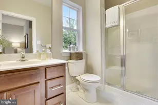 927 Heatherfield Ln, Millersville, MD 21108 - Photo 28