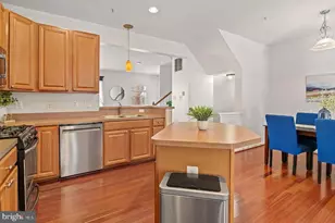 7224 Mockingbird Cir, Glen Burnie, MD 21060 - Photo 6