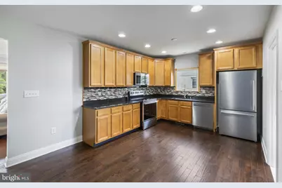 536 Forest View Road, Linthicum Heights, MD 21090 - Photo 8